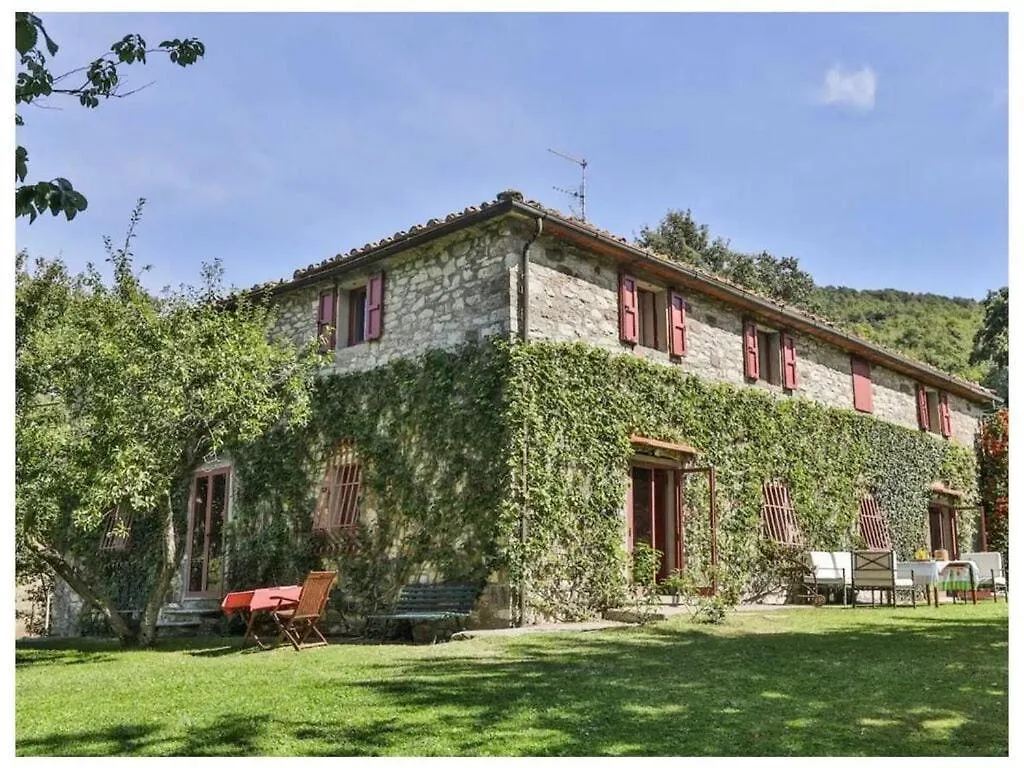 Villa Casanova Comfortable Holiday Residence بييفي سانتو ستيفانو