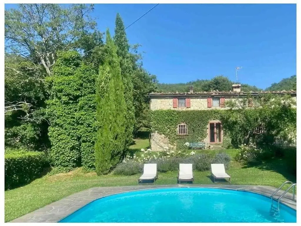 Villa Casanova Comfortable Holiday Residence بييفي سانتو ستيفانو إيطاليا